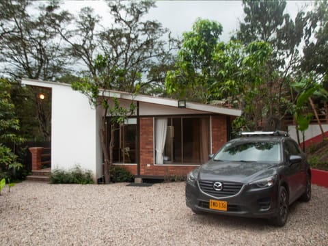 Facade/entrance, Natural landscape, Solarium, Parking