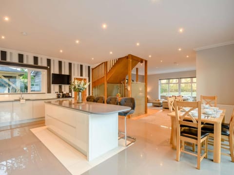 The Buckie at Buchanan - Drymen Holiday Home Sleeps 8 House in Scotland