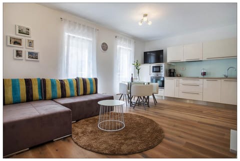 Kitchen or kitchenette, Living room, Dining area