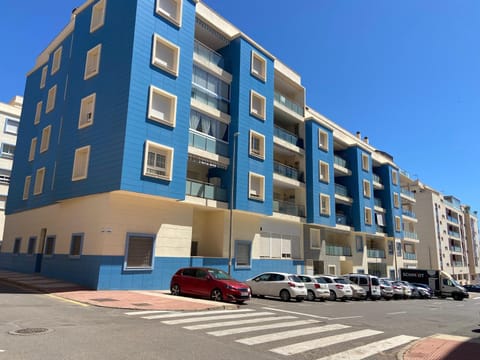Property building, Neighbourhood