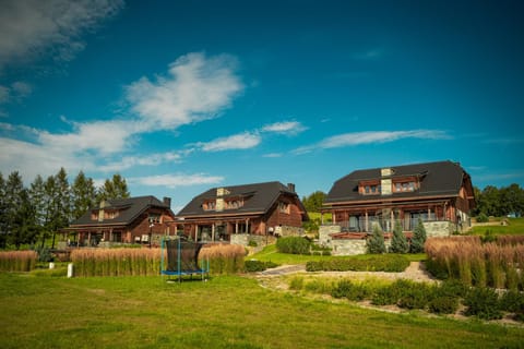 Property building, Natural landscape, Garden, Garden view