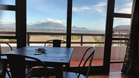 Plattekloof Treasures Bed and Breakfast in Cape Town