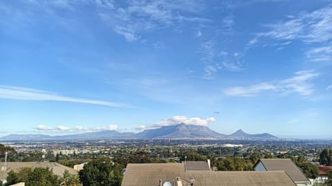 Plattekloof Treasures Bed and Breakfast in Cape Town