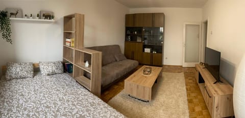 TV and multimedia, Living room, Photo of the whole room