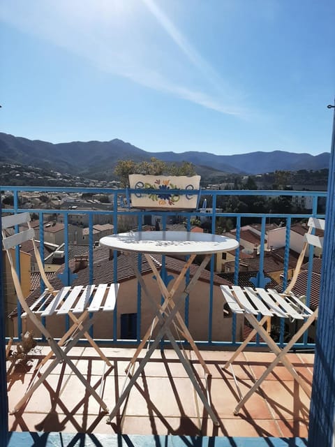 Patio, Balcony/Terrace, Mountain view