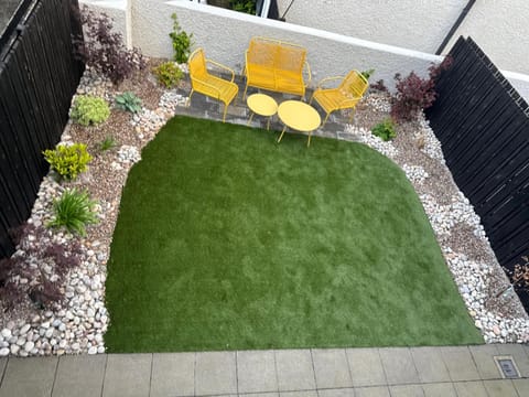 Portstewart 3 Bed (2 Ensuite) - 3 minute walk to promenade House in Portstewart