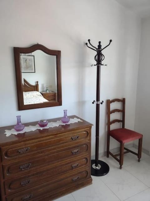 Apartamento de 3 Habitaciones y un baño SIN cocina en San Vicente de O Grove Apartment in O Salnés