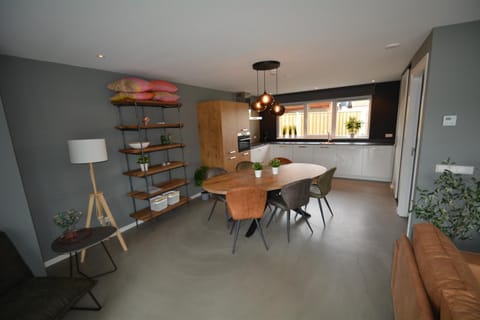 Paalhoofd House in Oostkapelle