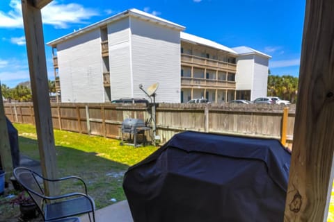 Islandwood Condos Unit 104 House in Okaloosa Island