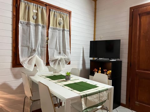 TV and multimedia, Dining area