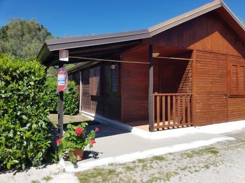 Patio, Facade/entrance