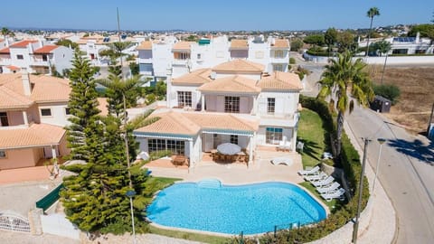 Property building, Facade/entrance, Off site, Day, Bird's eye view, Pool view