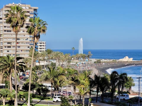 Off site, Neighbourhood, Beach