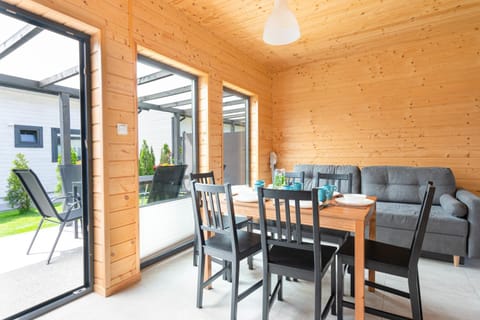 Osada Jantar 3 House in Pomeranian Voivodeship