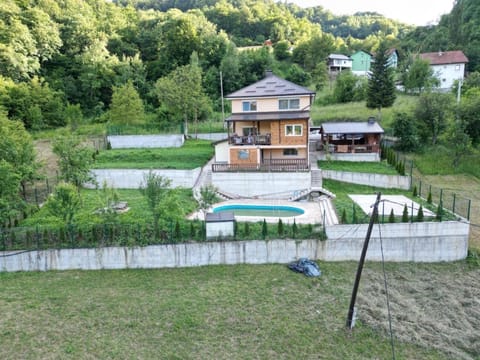 Property building, Garden, Garden view
