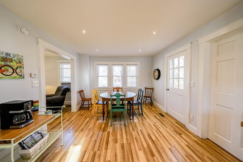 Lake Daze House in Hammondsport