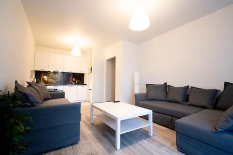 Kitchen or kitchenette, Living room, Seating area