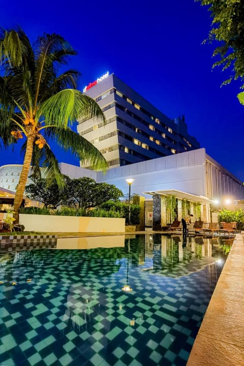 Property building, Swimming pool