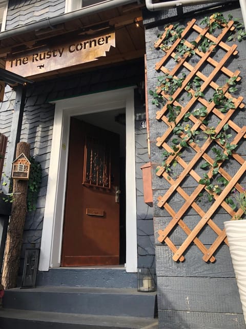 Property building, Facade/entrance