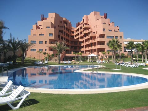Property building, Swimming pool