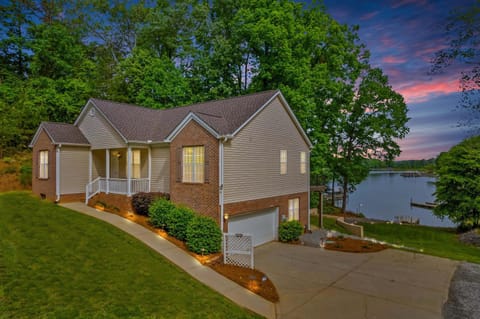Property building, Lake view