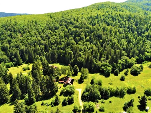 Property building, Day, Natural landscape, Bird's eye view, Mountain view
