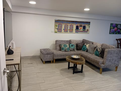 Communal lounge/ TV room, Living room