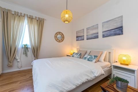 Ocean blue modern apartment for 8 Apartment in Novalja