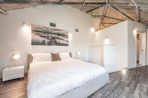 Sumner Lake House 2B House in Groveland