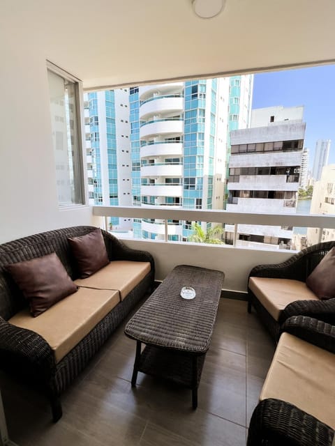 Balcony/Terrace, Living room, Seating area, City view, Street view
