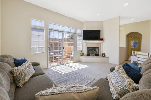 Santo Tomas Getaway - STR0153 House in Grover Beach