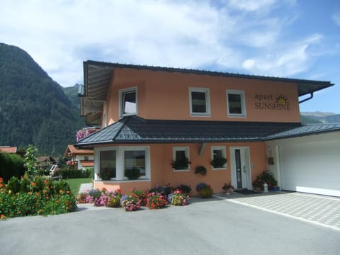 Facade/entrance, Summer