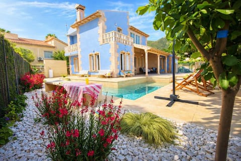 Property building, Patio, Spring, Day, Garden, Garden view, Pool view, Swimming pool
