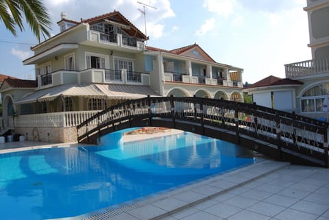 Facade/entrance, Bird's eye view, Area and facilities, Swimming pool