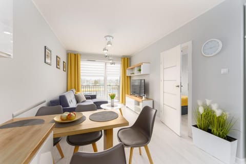 TV and multimedia, Kitchen or kitchenette, Living room, Seating area, Dining area, oven, pet friendly