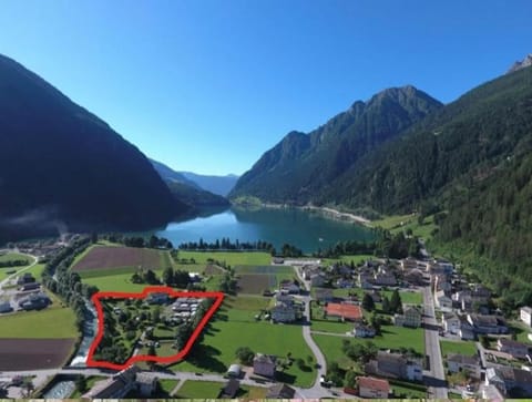 Bungalow Miralago in Camping Cavresc, Via dal Cavresc 1, 7746 Le Prese-Poschiavo House in Province of Brescia