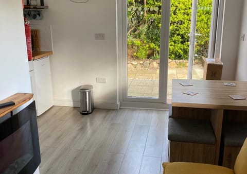 Coffee/tea facilities, Dining area, Communal kitchen