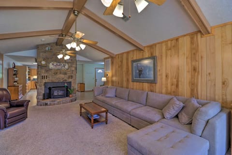 Scenic Riverview Getaway with Screened Porch! House in Arkansas