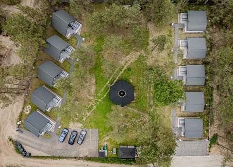 Property building, Bird's eye view, Location, Parking