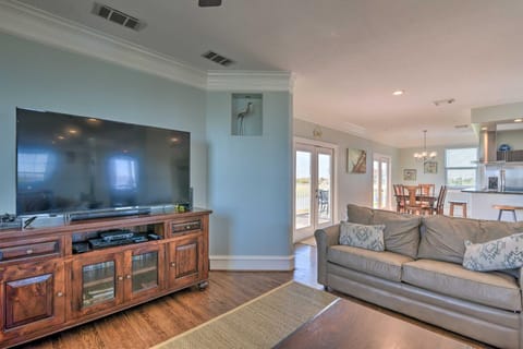 Bay Views! Family-Friendly Galveston Resort House House in Galveston Island