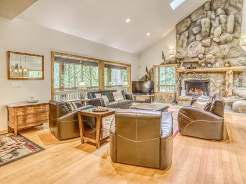 Barlow Trail Lodge - Meredith Lodging House in Welches