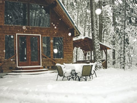 River Dance Retreat - Meredith Lodging House in Mount Hood Village