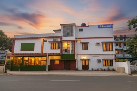 Property building, Facade/entrance