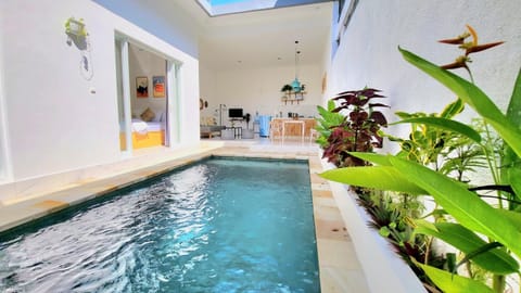 Property building, Pool view, Swimming pool