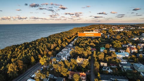 Neighbourhood, Bird's eye view