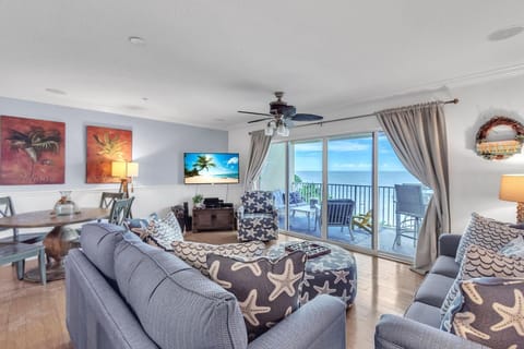 Oceanside 302 House in Indian Rocks Beach