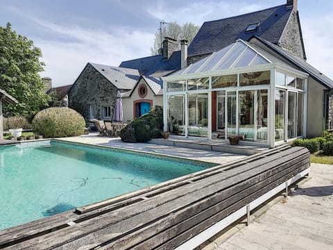 Gîte de charme "La Maison Saint-Leonard" avec piscine, SPA, vue sur le Mont Saint-Michel House in Brittany