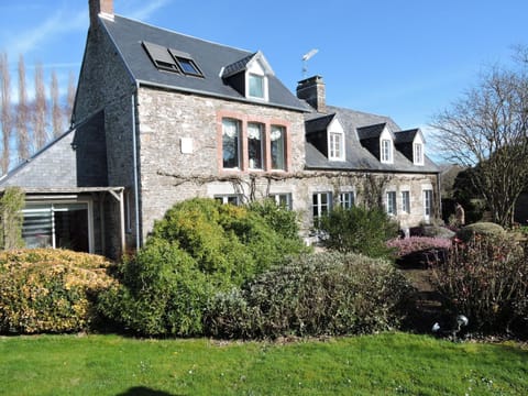 Gîte de charme "La Maison Saint-Leonard" avec piscine, SPA, vue sur le Mont Saint-Michel House in Brittany