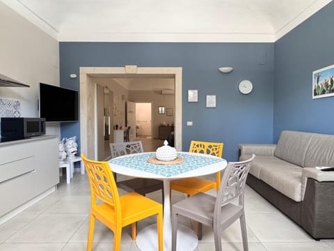 Kitchen or kitchenette, Living room, Dining area, Evening entertainment