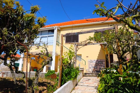 Patio, Facade/entrance
